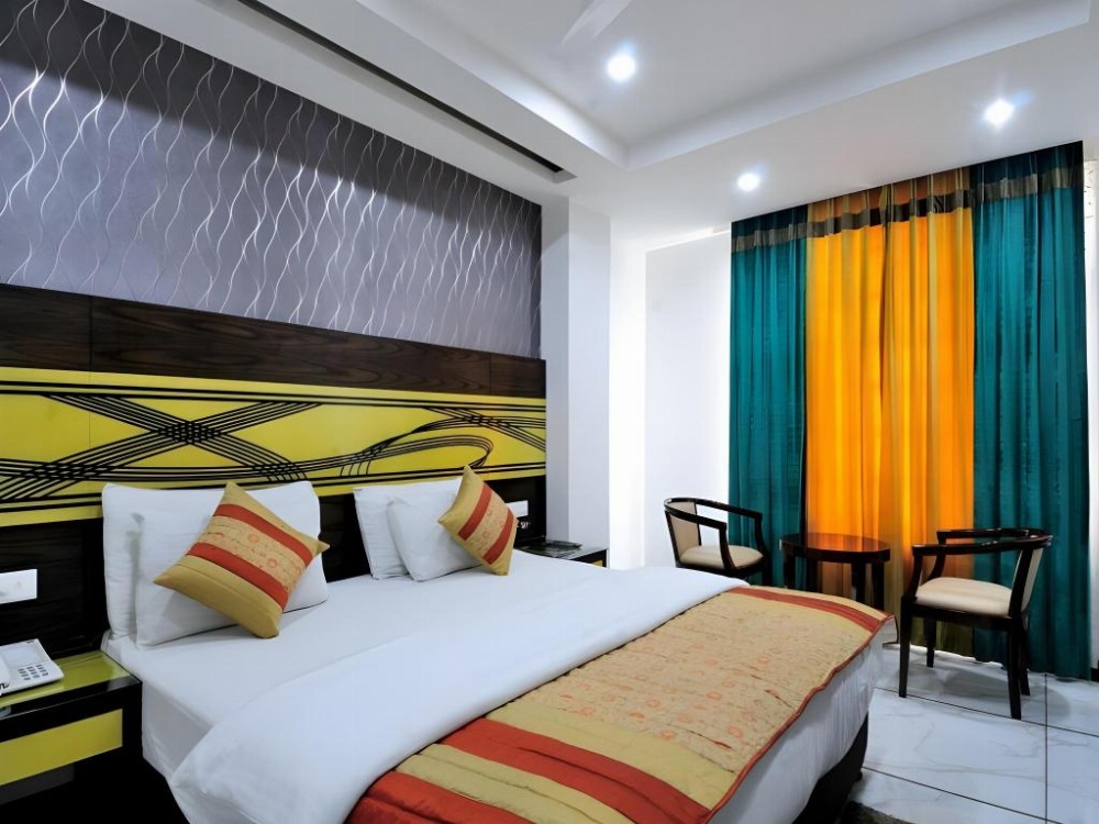 Room image 5
